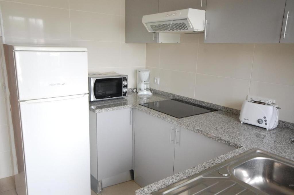 Apartamento V2 Pedro - By Bedzy Albufeira Exterior photo